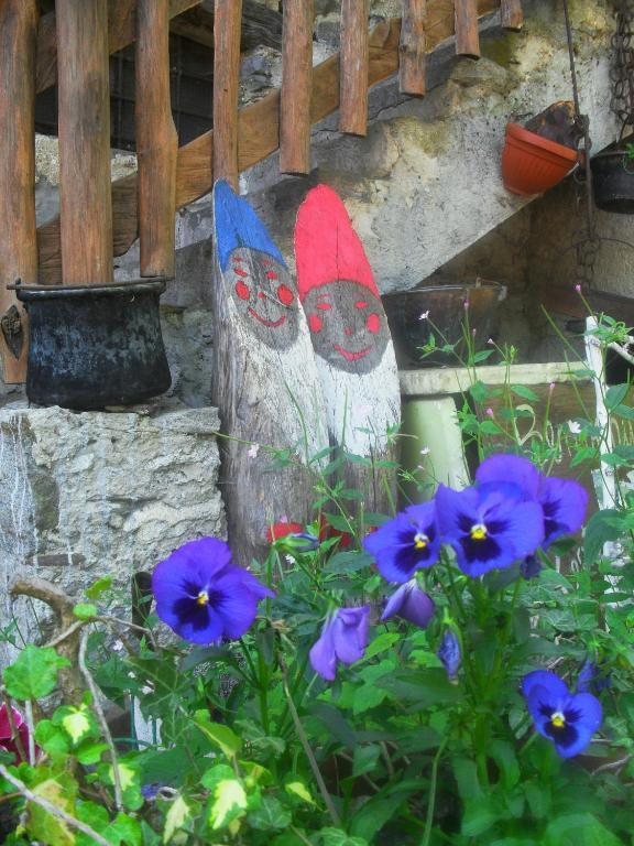 B&B Il Gatto Nero Castelveccana Exteriér fotografie